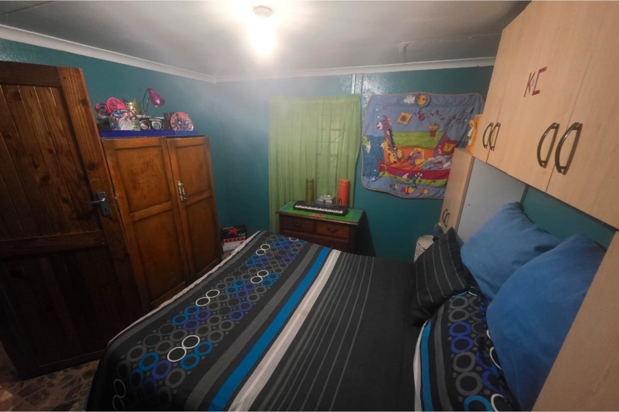 2 Bedroom Property for Sale in Roodepan Northern Cape
